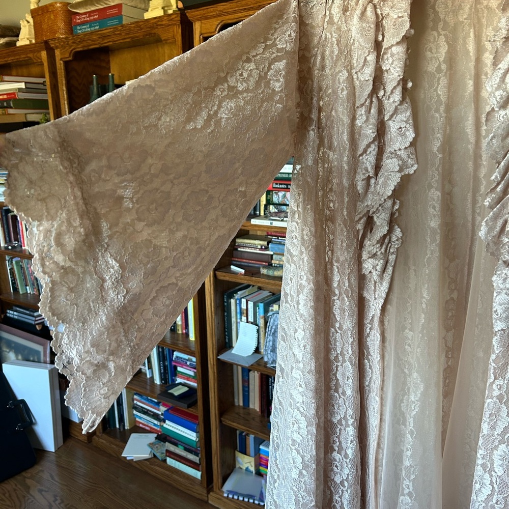 Vintage nightgown and robe Intime brand
